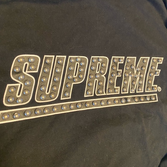 SUPREME SS20 STUDDED LOGO LONG SLEEVE - Picture 4 of 6